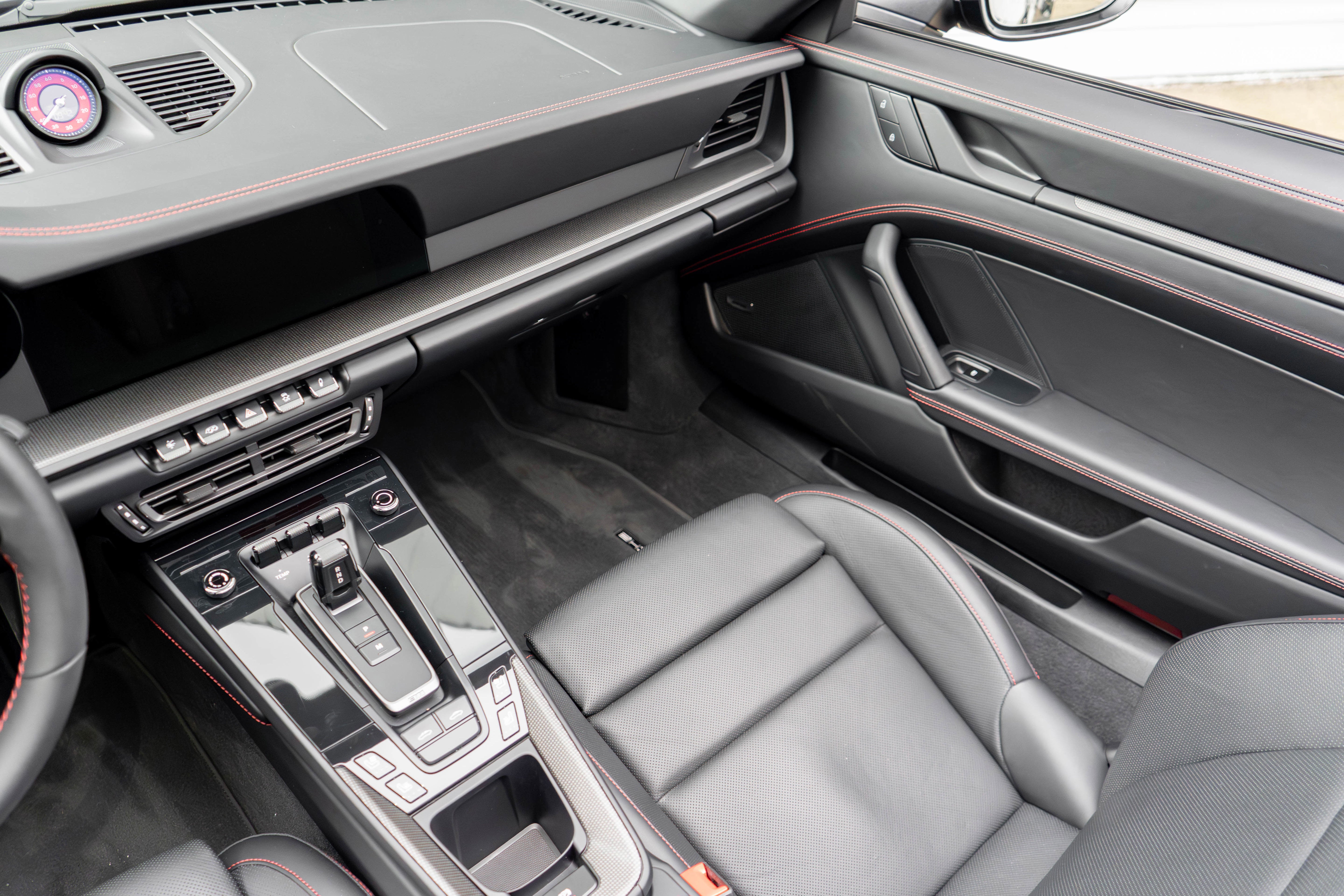 2024 Porsche 911 4 GTS