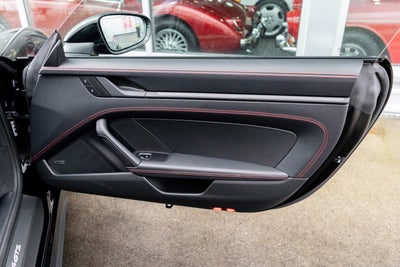 2024 Porsche 911 4 GTS