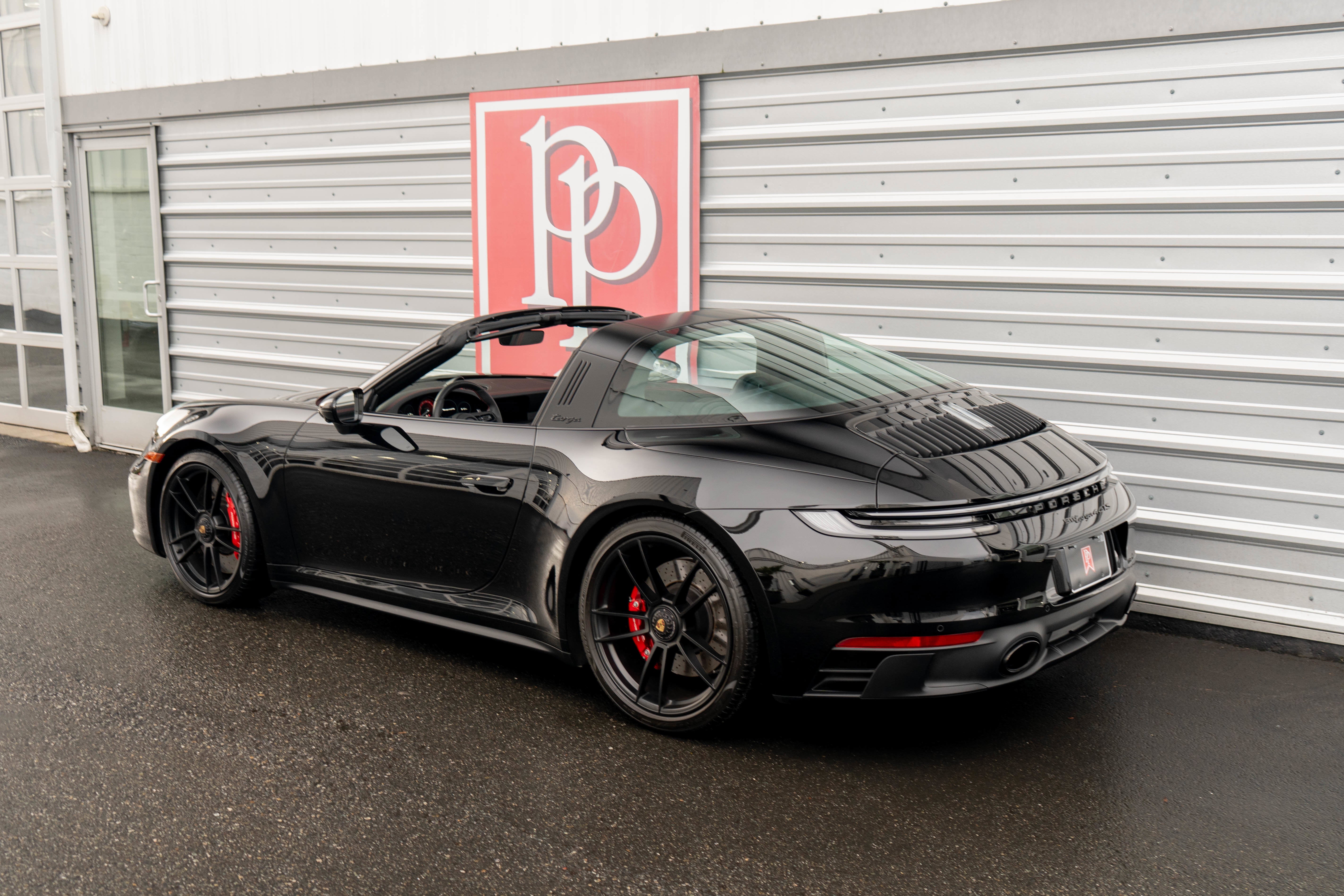 2024 Porsche 911 4 GTS