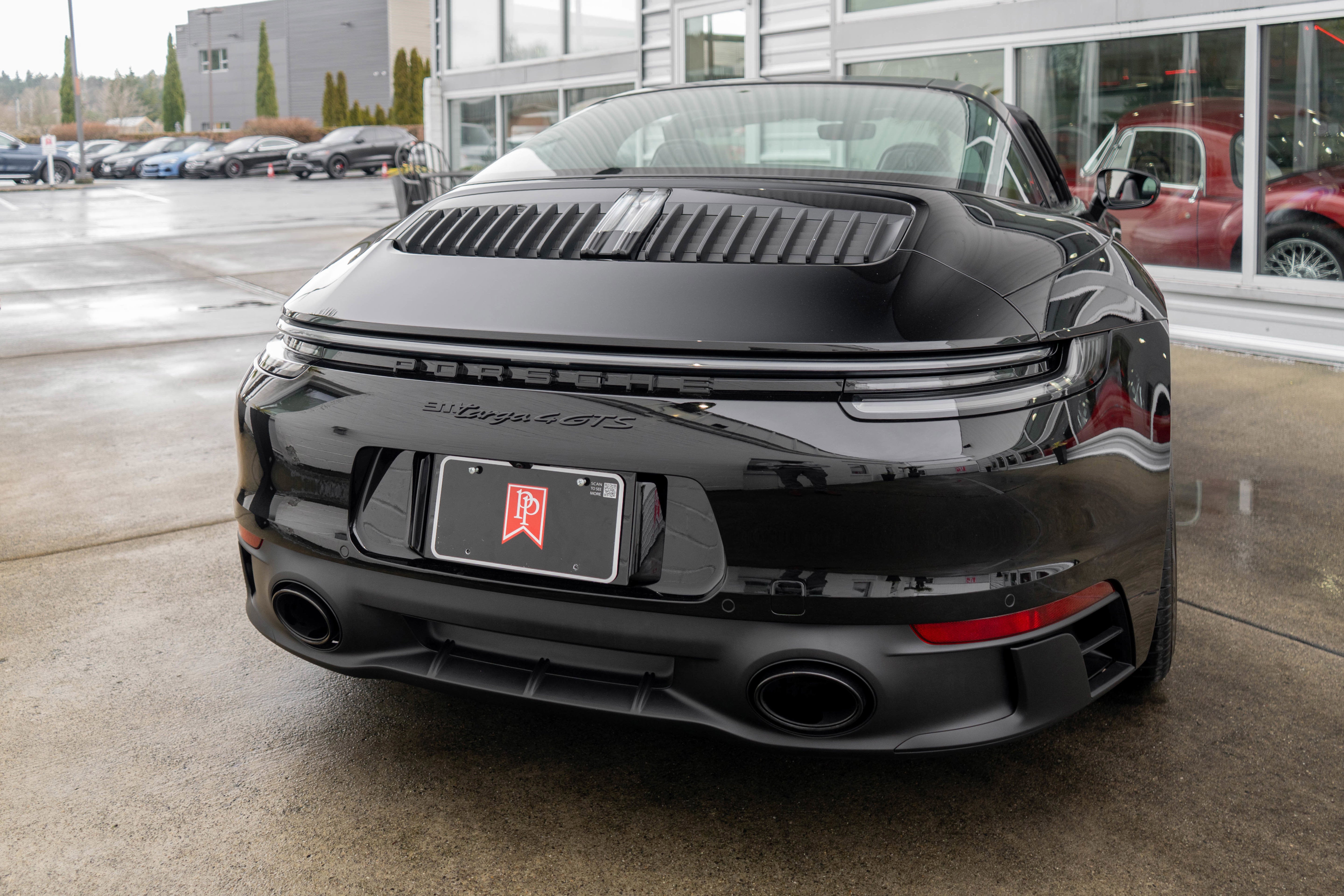 2024 Porsche 911 4 GTS