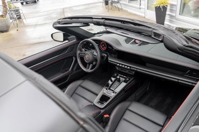 2024 Porsche 911 4 GTS