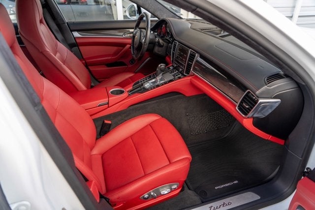 2015 Porsche Panamera Turbo Executive
