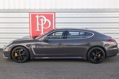 2016 Porsche Panamera Turbo S Executive