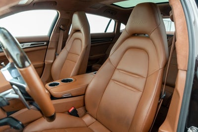 2018 Porsche Panamera Turbo Executive