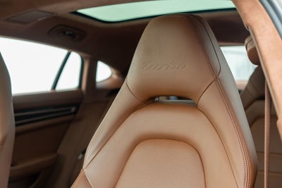 2018 Porsche Panamera Turbo Executive
