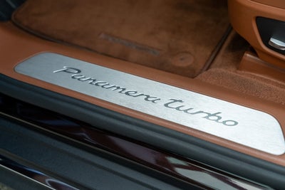 2018 Porsche Panamera Turbo Executive