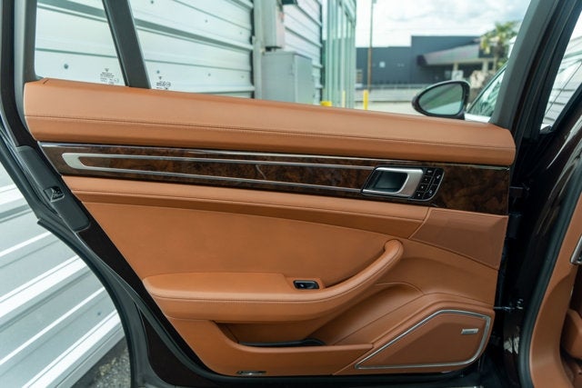2018 Porsche Panamera Turbo Executive