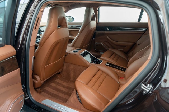 2018 Porsche Panamera Turbo Executive