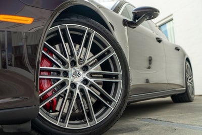 2018 Porsche Panamera Turbo Executive