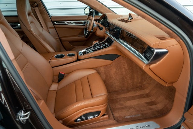 2018 Porsche Panamera Turbo Executive