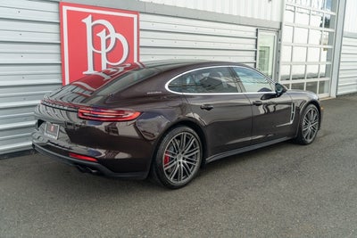 2018 Porsche Panamera Turbo Executive