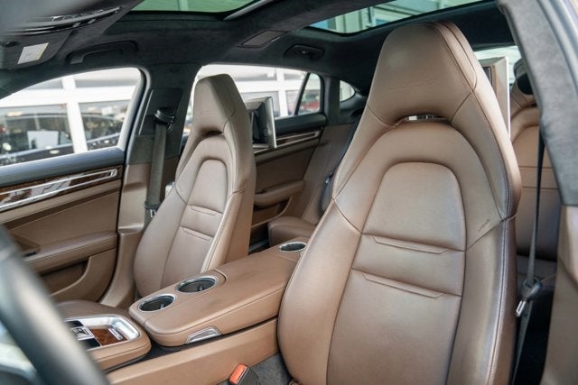 2018 Porsche Panamera Turbo Executive