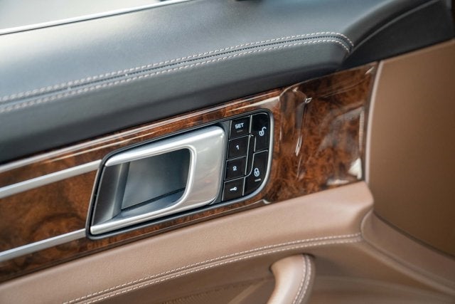 2018 Porsche Panamera Turbo Executive