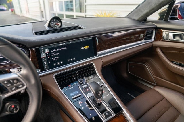 2018 Porsche Panamera Turbo Executive