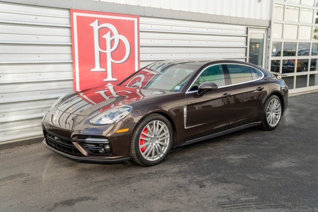 2018 Porsche Panamera Turbo Executive