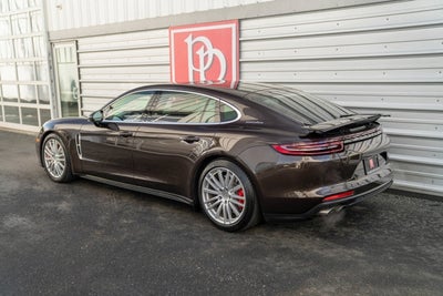 2018 Porsche Panamera Turbo Executive