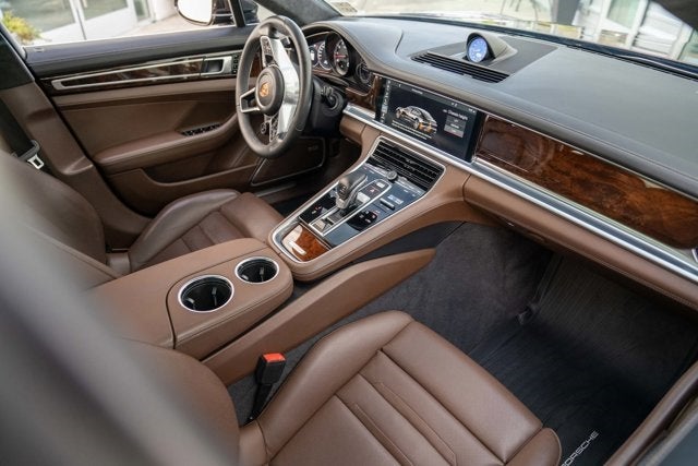 2018 Porsche Panamera Turbo Executive