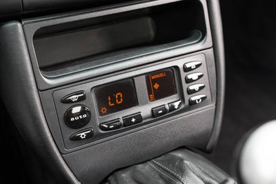 2001 Porsche Boxster 2dr Roadster 5-Spd Manual