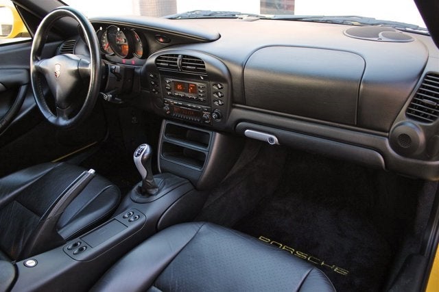 2004 Porsche Boxster 2dr Roadster 5-Spd Manual