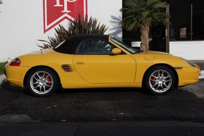 2004 Porsche Boxster 2dr Roadster 5-Spd Manual