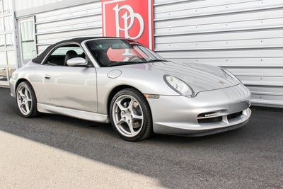 2002 Porsche 911 Carrera 4 Cabriolet