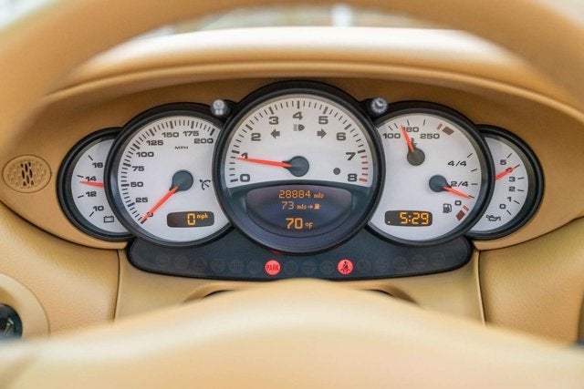 2004 Porsche 911 Carrera