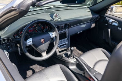 2005 Porsche 911 Carrera