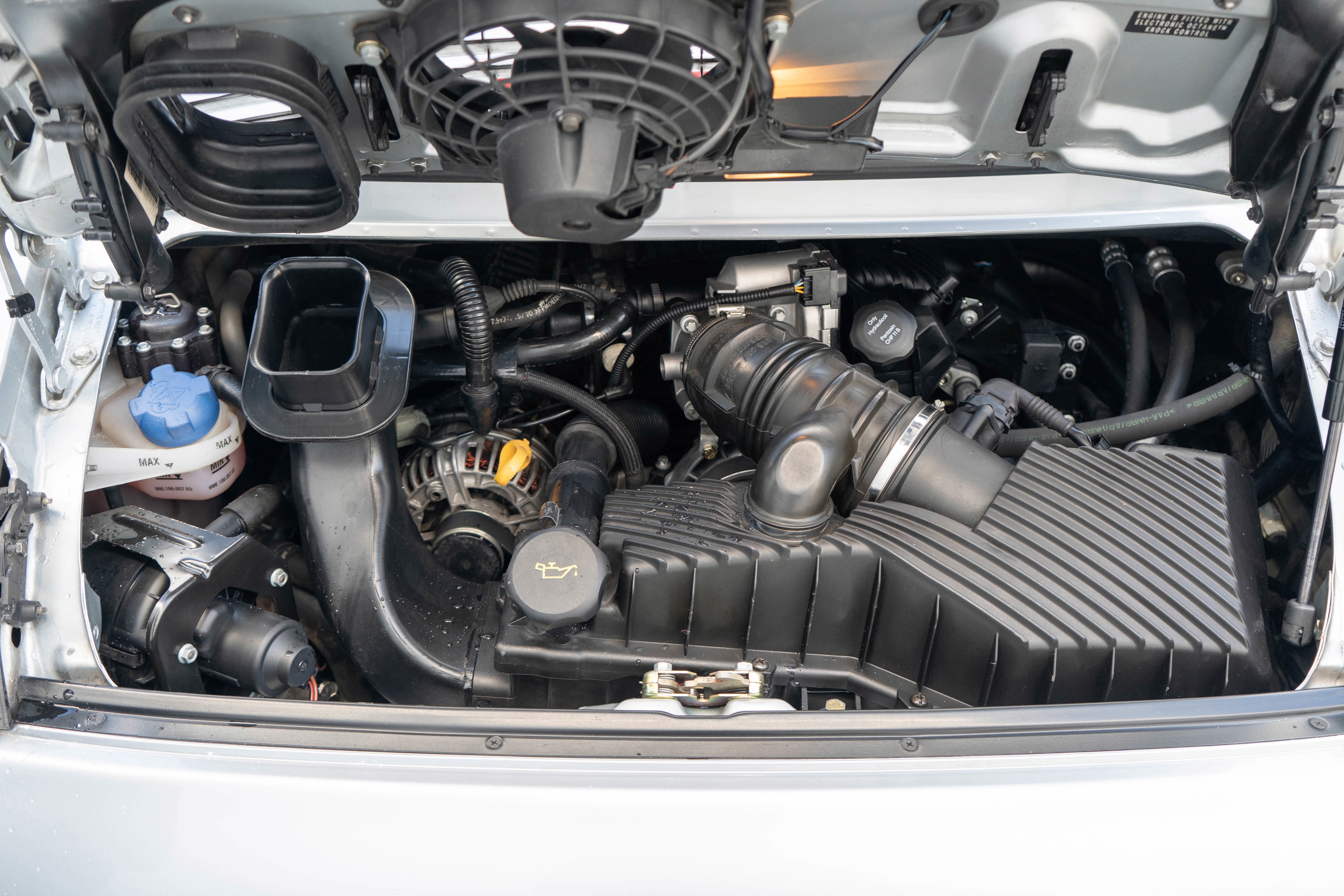 2002 Porsche 911 Carrera 4 2dr Carrera 4 Cabriolet 6-Spd Man