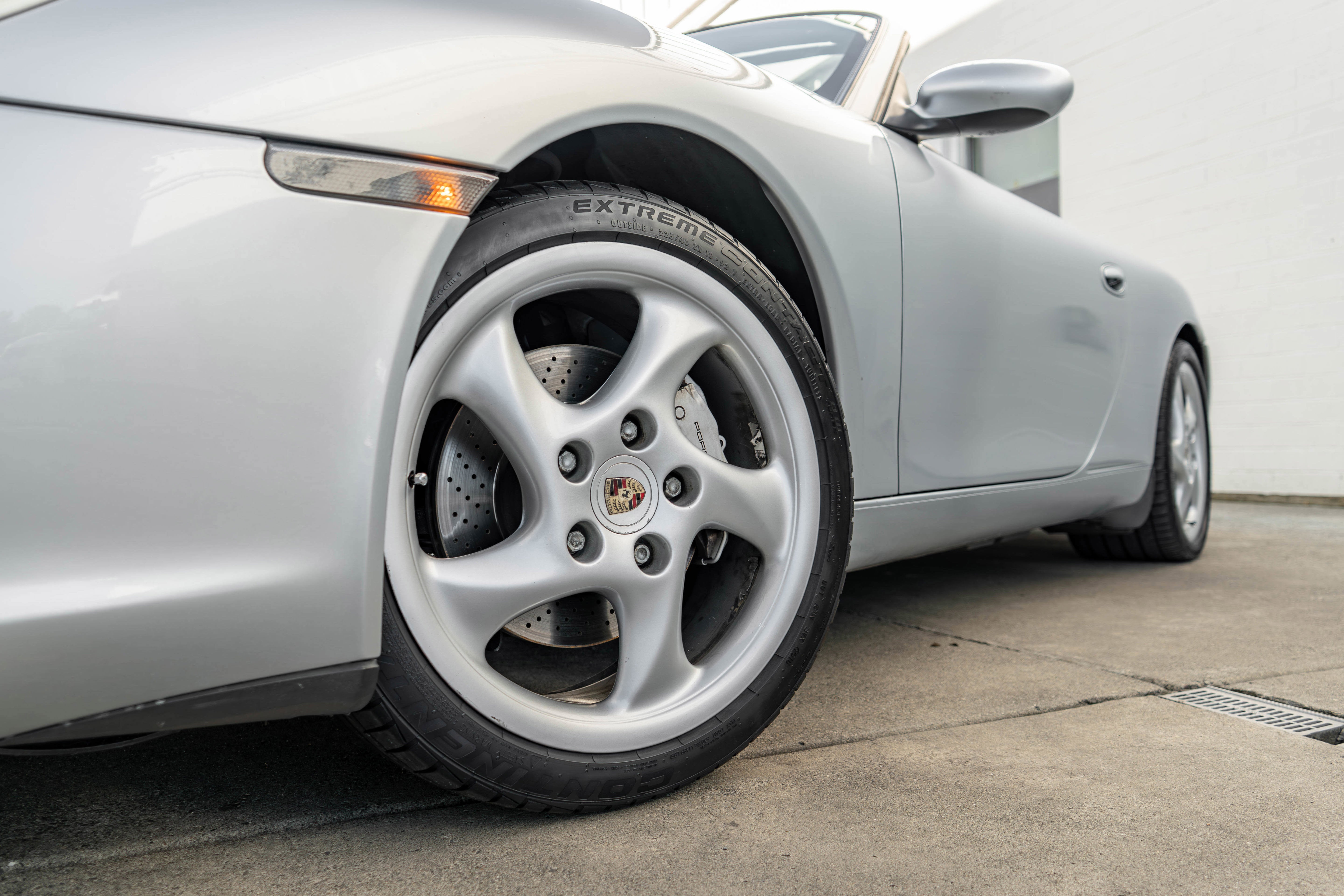 2002 Porsche 911 Carrera 4 2dr Carrera 4 Cabriolet 6-Spd Man