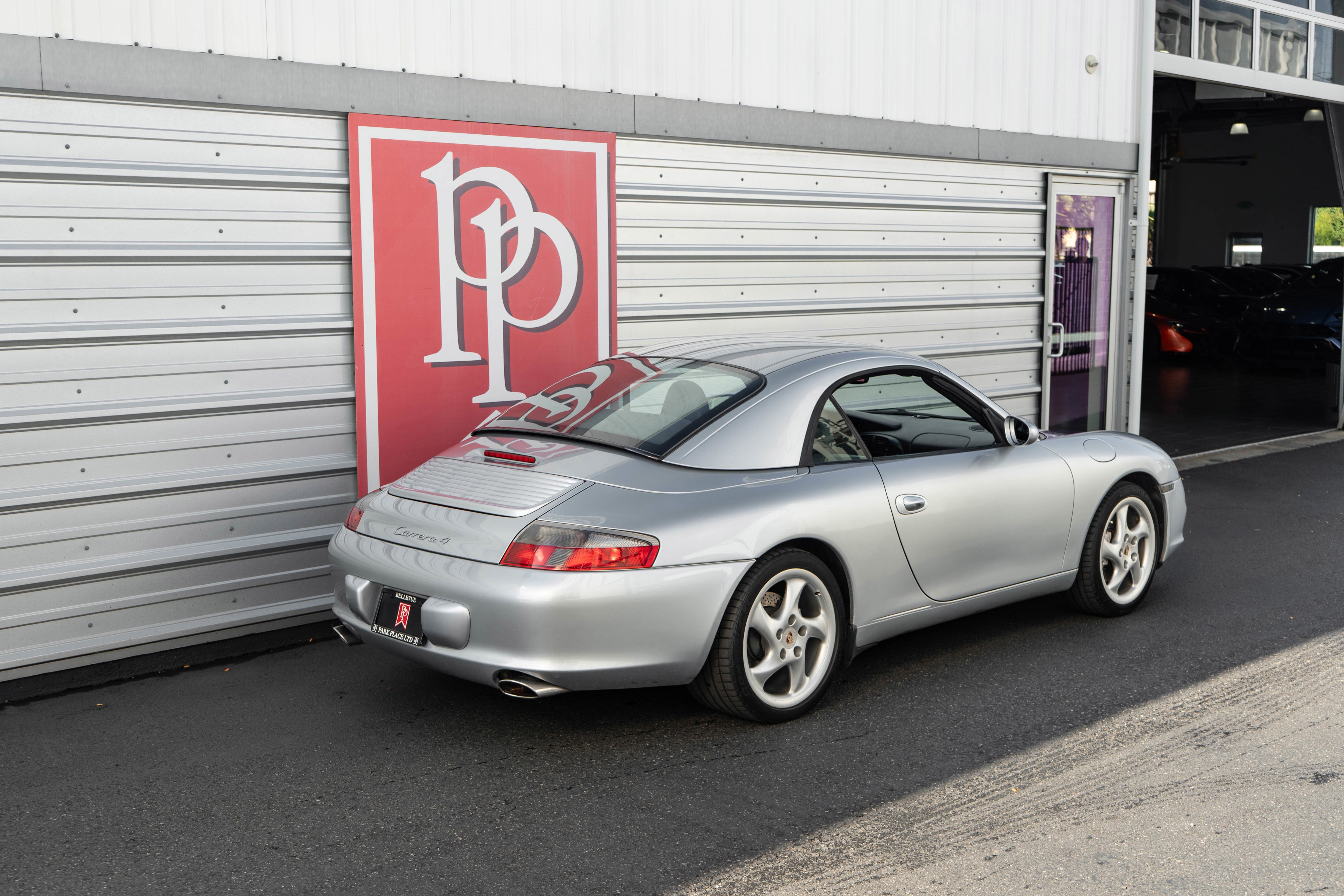 2002 Porsche 911 Carrera 4 2dr Carrera 4 Cabriolet 6-Spd Man