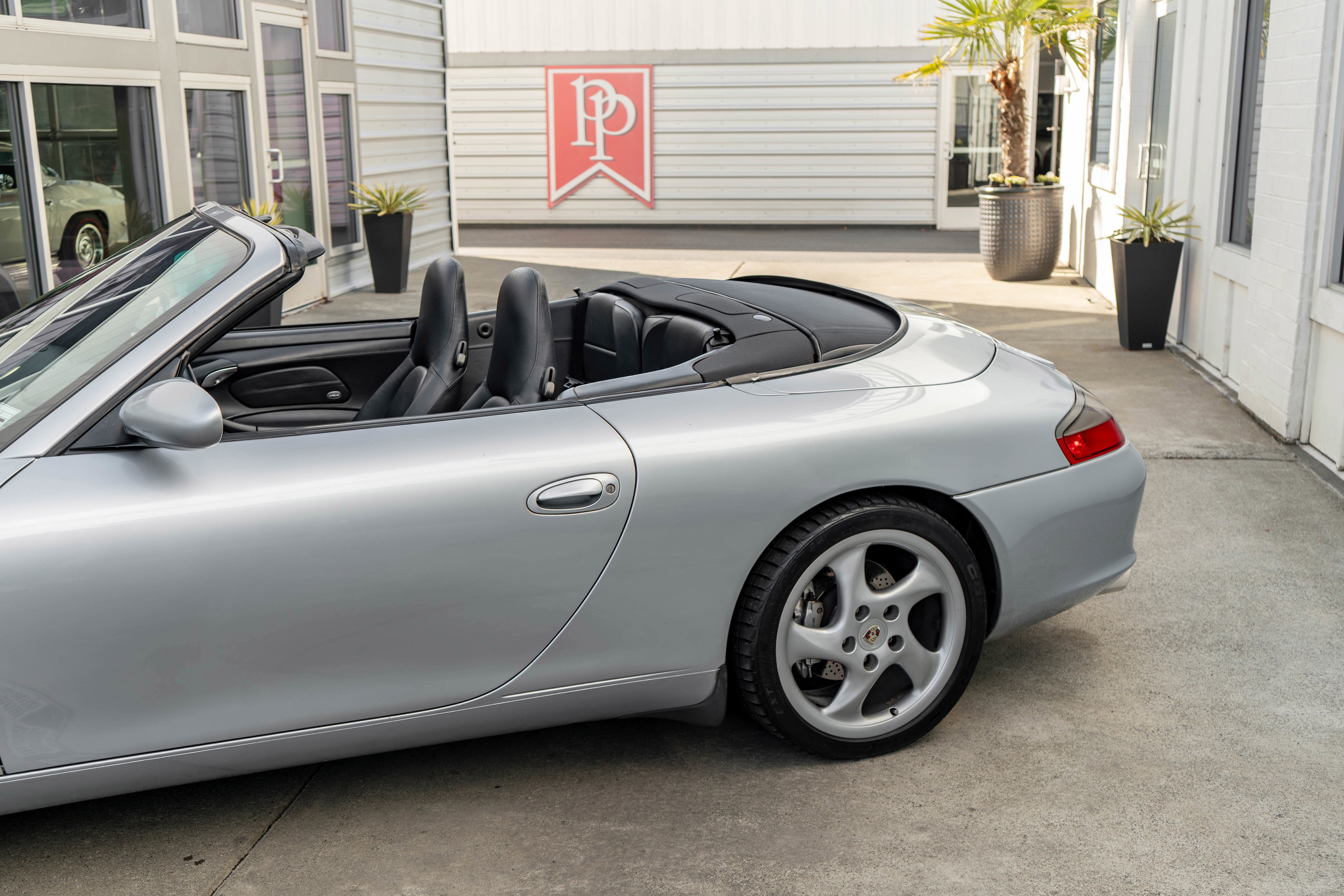 2002 Porsche 911 Carrera 4 2dr Carrera 4 Cabriolet 6-Spd Man