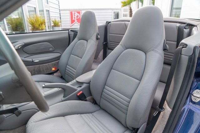 2002 Porsche 911 C4 Cabriolet