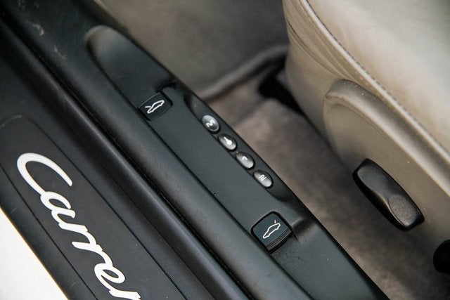 2003 Porsche 911 Carrera 4 Cabriolet