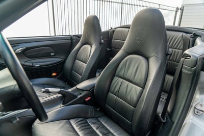 2004 Porsche 911 Carrera 4S