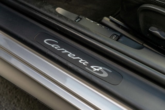 2004 Porsche 911 Carrera 4S