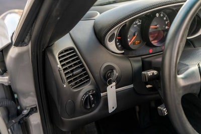 2004 Porsche 911 Carrera 4S