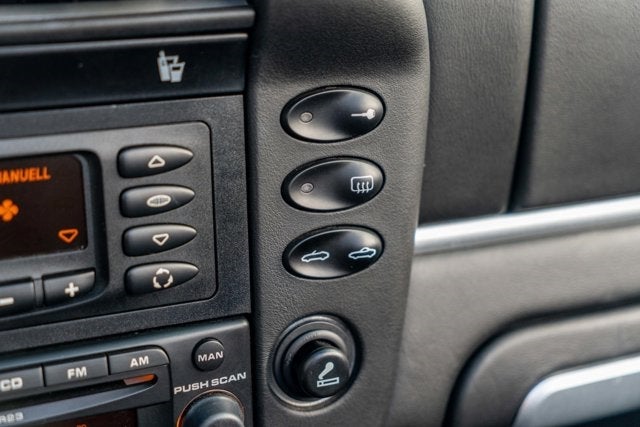 2004 Porsche 911 Carrera 4S