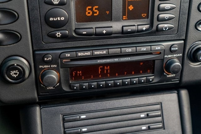 2004 Porsche 911 Carrera 4S