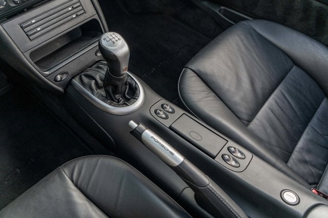 2004 Porsche 911 Carrera 4S