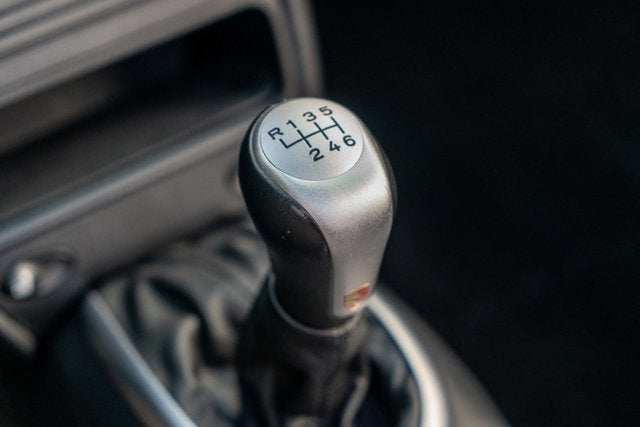 2004 Porsche 911 Carrera 4S