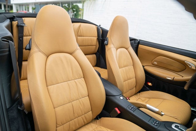 2000 Porsche 911 Carrera