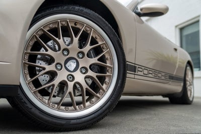 2000 Porsche 911 Carrera