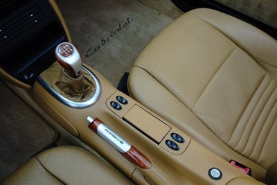 2000 Porsche 911 Carrera Cabriolet 2dr Carrera Cabriolet 6-Spd Manual