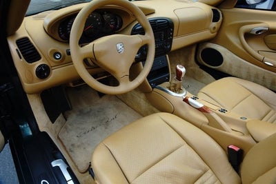 2000 Porsche 911 Carrera Cabriolet 2dr Carrera Cabriolet 6-Spd Manual