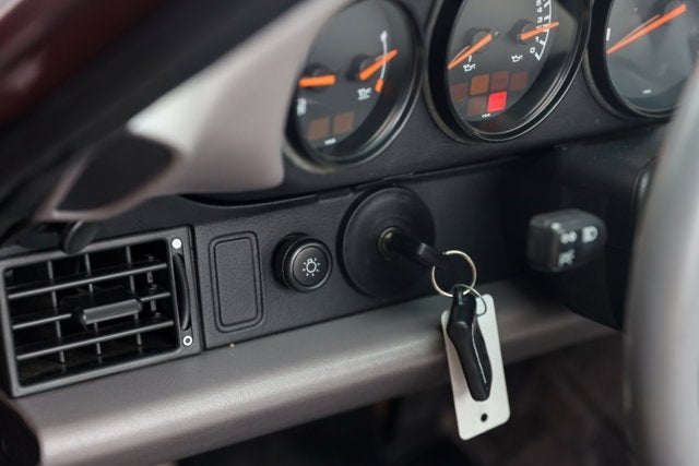 1997 Porsche 911 Carrera 2dr Carrera Cabriolet 6-Spd Manual