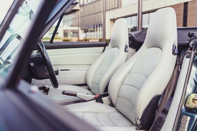 1995 Porsche 911 Carrera 2dr Cabriolet Carrera 6-Spd Manual