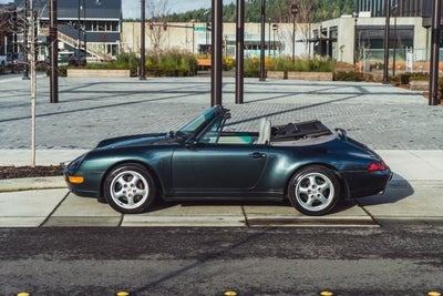 1995 Porsche 911 Carrera 2dr Cabriolet Carrera 6-Spd Manual