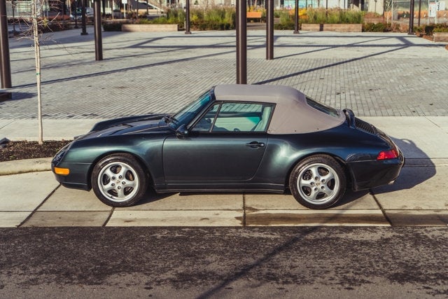1995 Porsche 911 Carrera 2dr Cabriolet Carrera 6-Spd Manual