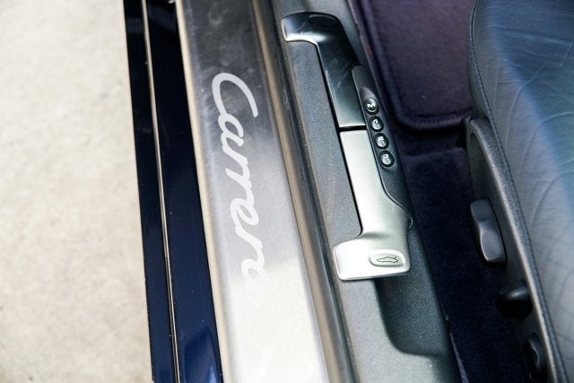 1999 Porsche 911 Carrera 4 Cabriolet