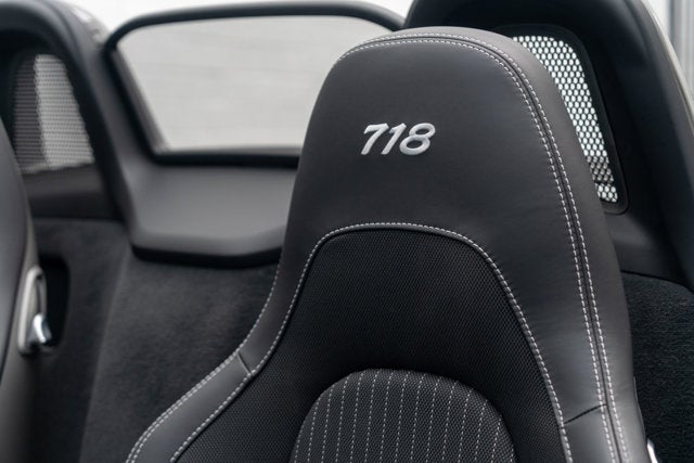 2021 Porsche 718 Boxster T